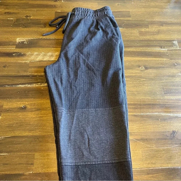 Mr Turk Hideaway 2 jogger - Picture 11 of 15